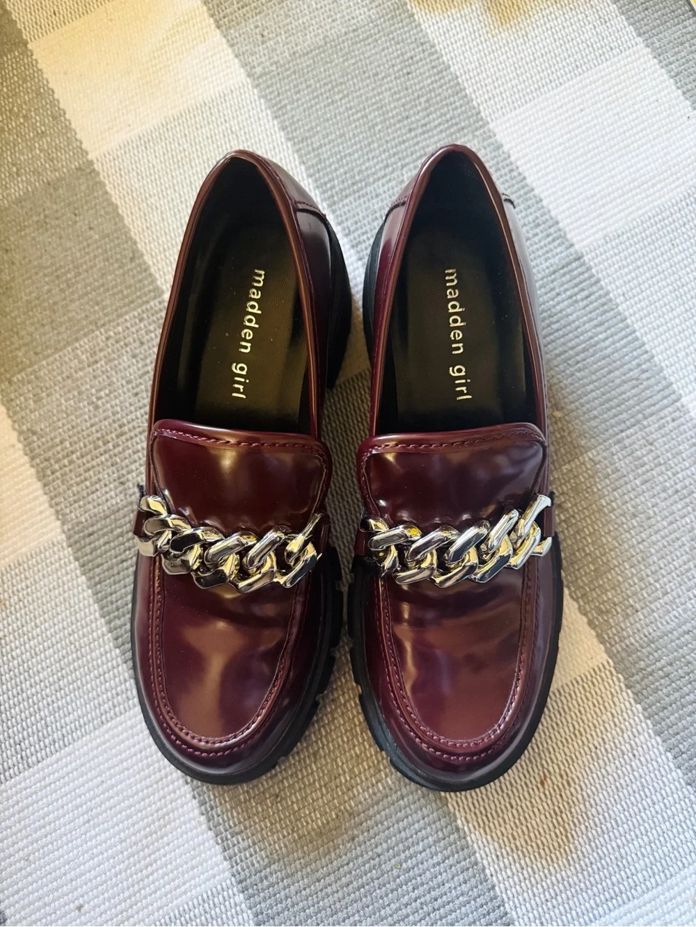 Women Madden Girl burgundy loafers shoes size 7.5M